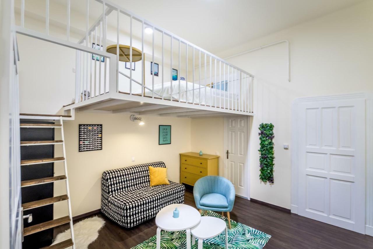 Bpr Turquoise Simplicity Apartment Budapest Bagian luar foto