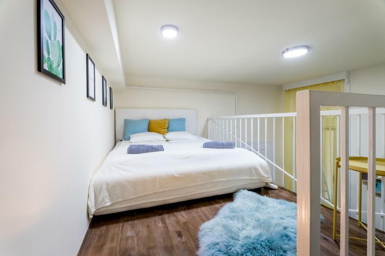 Bpr Turquoise Simplicity Apartment Budapest Bagian luar foto